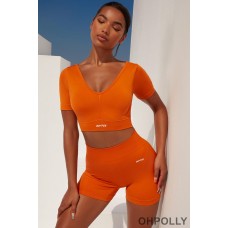 Oh Polly Gradient Scoop Neck Ruched Crop Top in Deep Orange